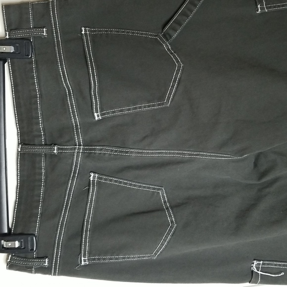 Dockatoo Womens Baggy Cargo Pants In Charcoal Sz 8 - Picture 6 of 6